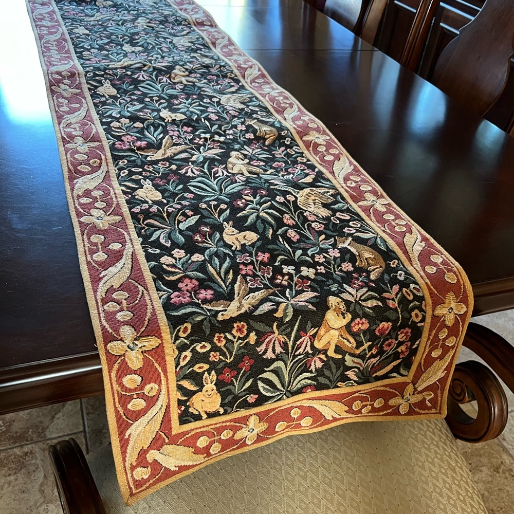 CSJ Creations De France Tapisserie Table Runner Medieval Millefleurs Tapestry